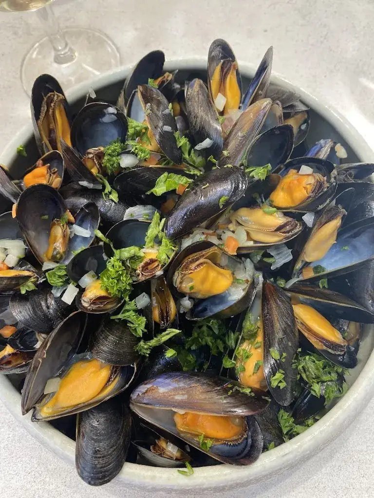 L'Arrière Cour_Cancale_slider_image_3