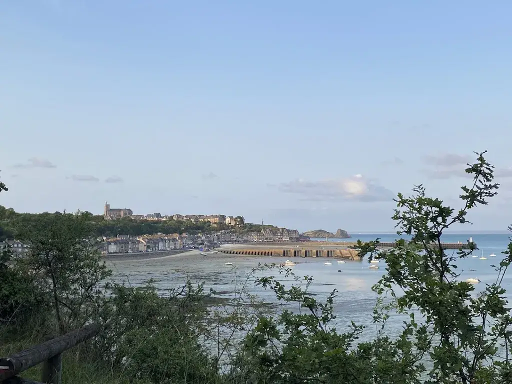 Christine Ec-Fi (Tine)_La Marine_Cancale_review