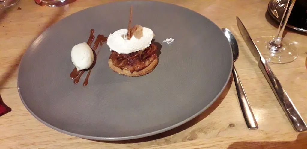 L'atelier de Jacky_Chapelle-d'Abondance_slider_image_2