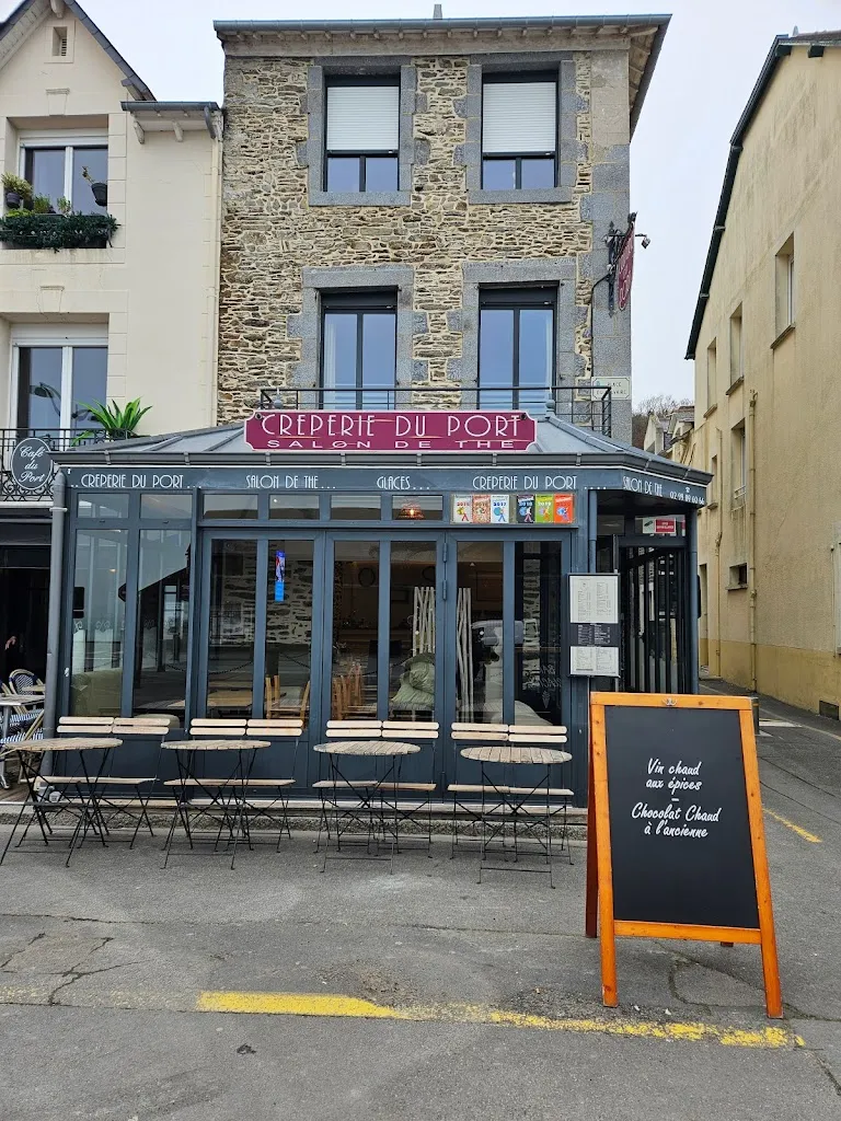 Crêperie du Port restaurant in Cancale