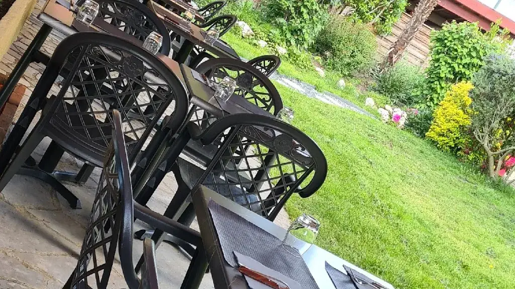 Le Milouin Restaurant_Bouligneux_slider_image_1