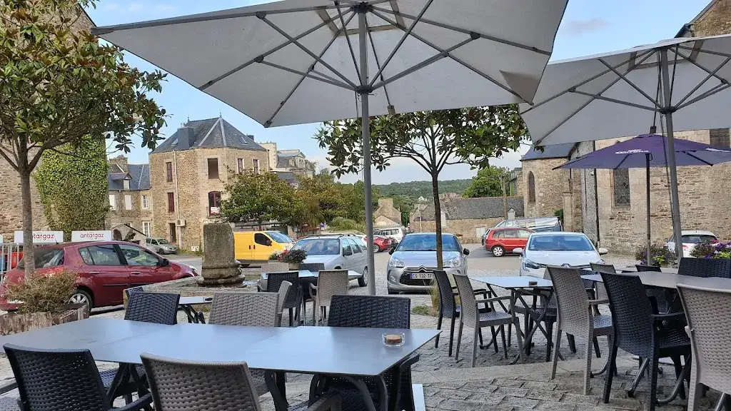 Jude Espiritu_La Grange_Corseul_reseña