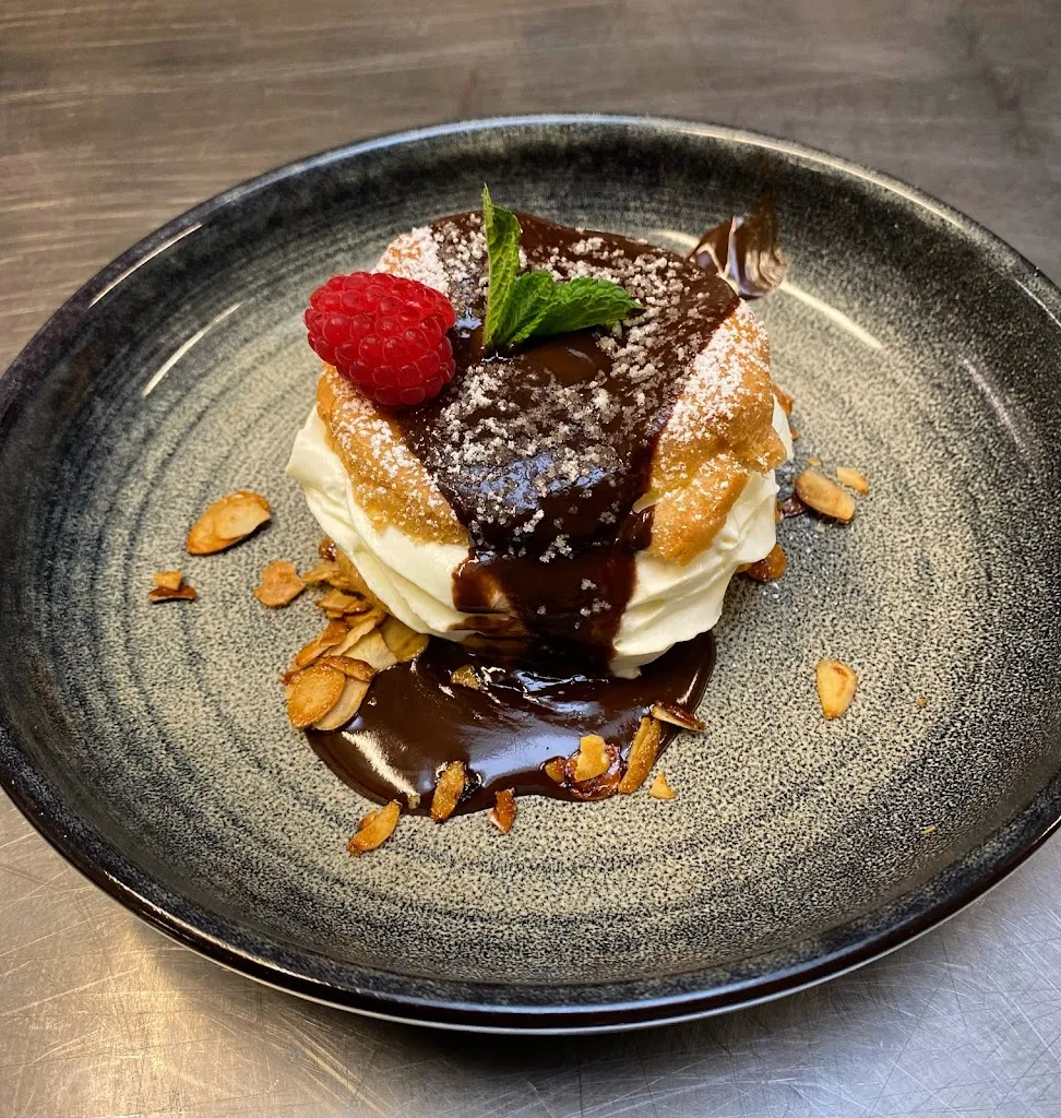 Restaurant Bel Air Crevin - Axe Rennes Nantes, N137_Crevin_slider_image_2