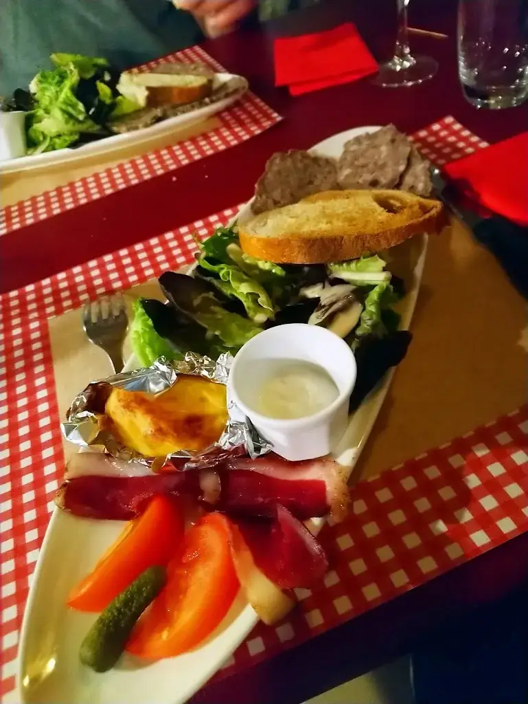 Menu_Auberge des Cerfs de Kerfulus_Cléguérec_image_9