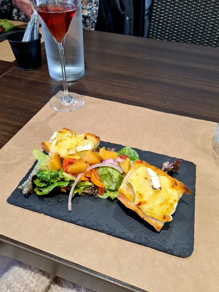 Alicia Monin_CHABADA_Cléguérec_review