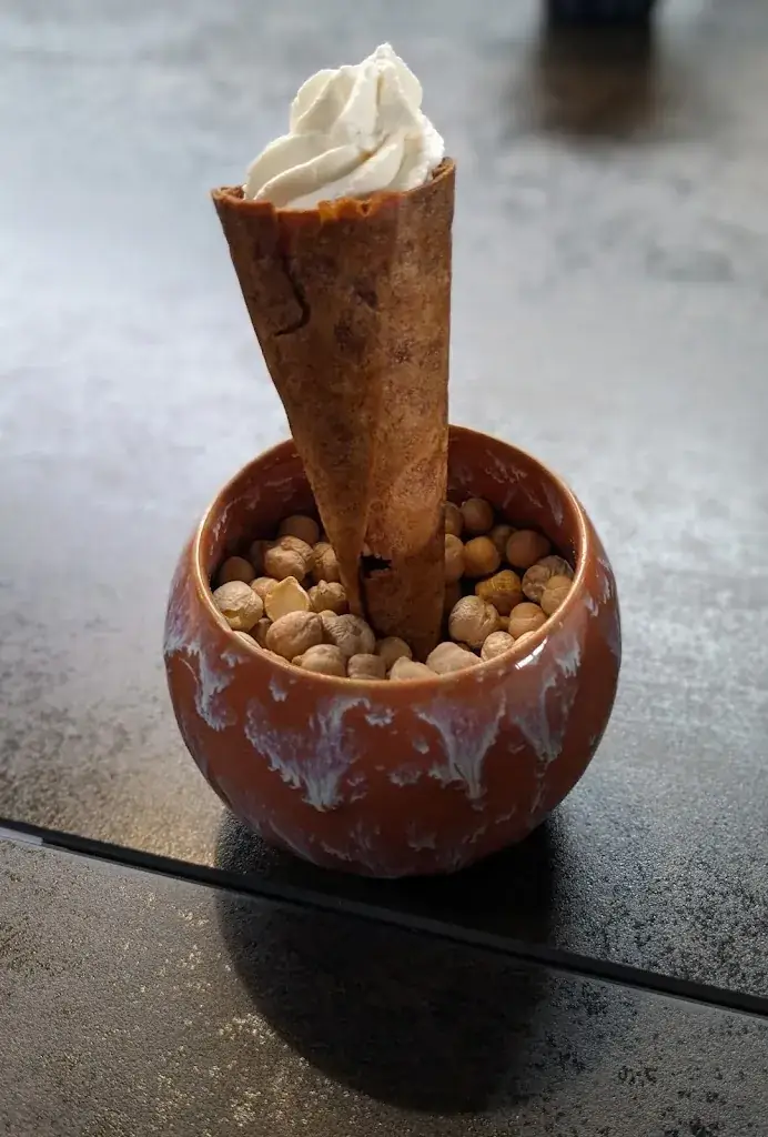 Marion De Cillia_Restaurant Hyacinthe & Robert_Pontivy_review