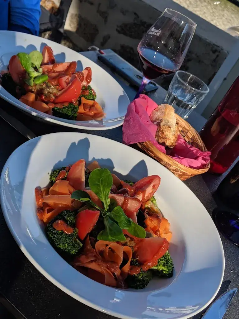 Cherry Edwards_Auberge de l'île_Pontivy_review