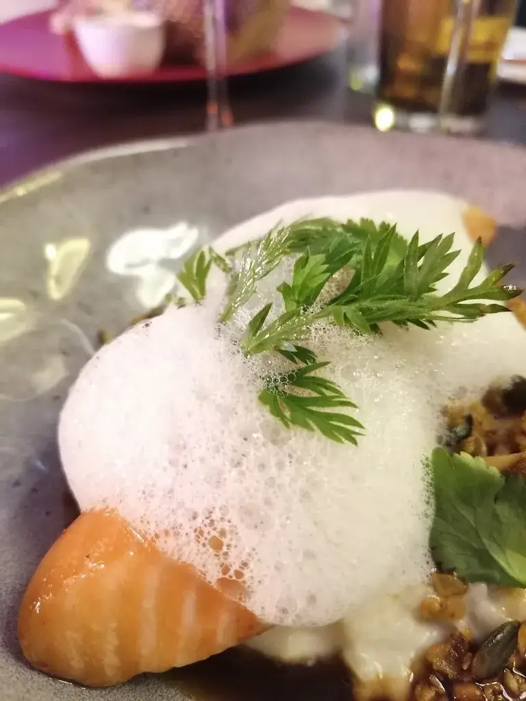 Alexandra Woods_Restaurant L'Aiglon_Pontivy_review