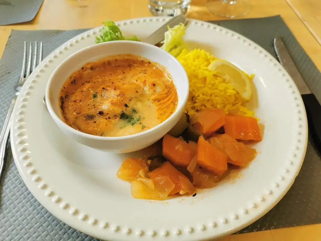 Karen Law_Auberge de Guerledan_Caurel_review