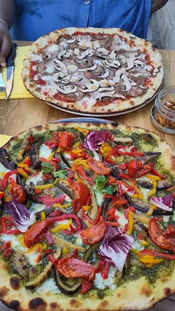 Menu_Po'potes et Pizzas_Corps-Nuds_image_5