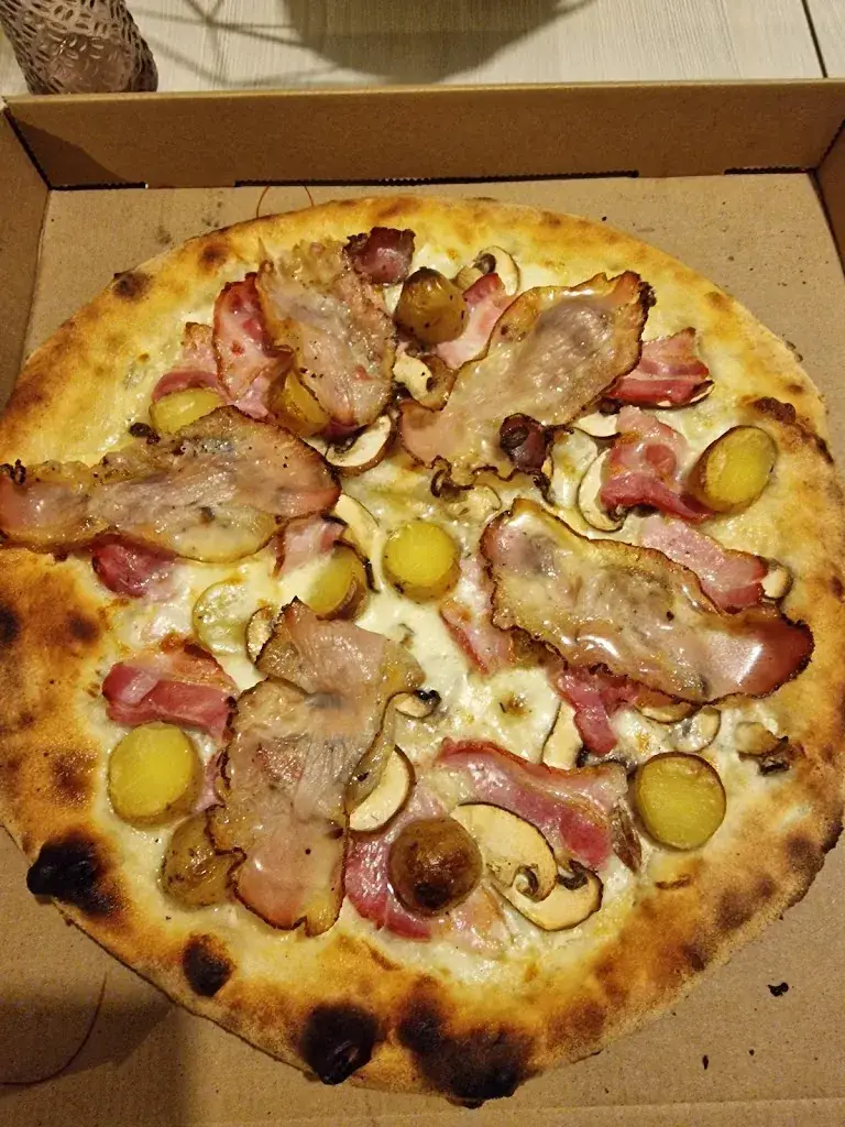 Thibault Duquellenec_Po'potes et Pizzas_Corps-Nuds_review