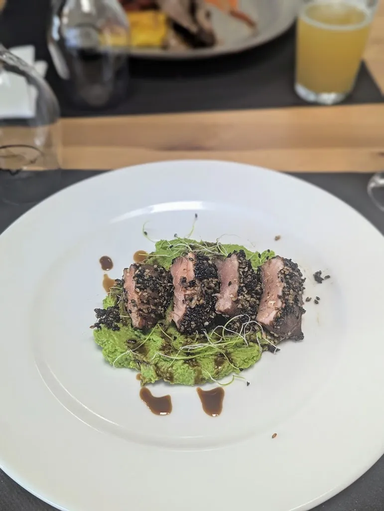 Les Saules_Corps-Nuds_slider_image_3