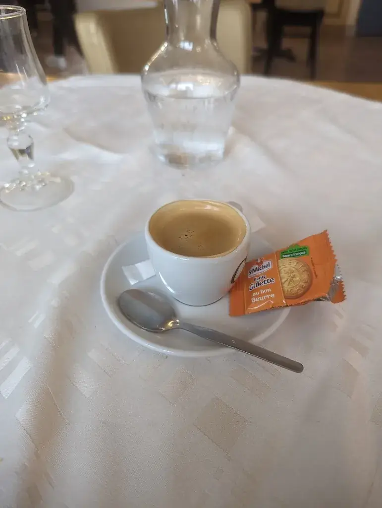 Menu_Restaurant du Vieux Château: Cuisine traditionnelle Moules frites en saison proche St-Jacut St-Cast Côtes-d'Armor Bretagne_Créhen_image_6