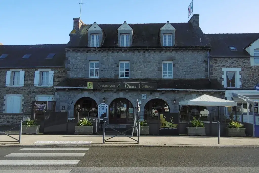 Restaurant du Vieux Château: Cuisine traditionnelle Moules frites en saison proche St-Jacut St-Cast Côtes-d'Armor Bretagne_Créhen_slider_image_3