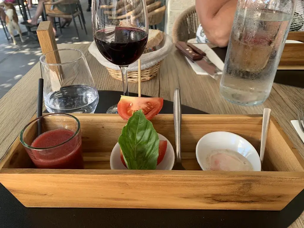 L' Escale Gourmande Les Embruns Le Pouldu_Clohars-Carnoët_slider_image_3