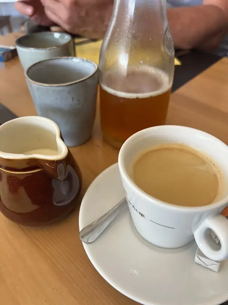 Natalia Haessner_La Crêperie de la plage_Clohars-Carnoët_review