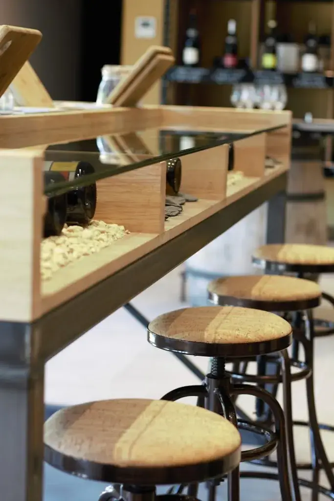 Maison Ker-Lõ: Cave à vins et Restaurant CRAC'H- AURAY restaurant à Crach