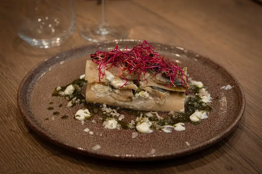 Maison Ker-Lõ: Cave à vins et Restaurant CRAC'H- AURAY_Crach_slider_image_2