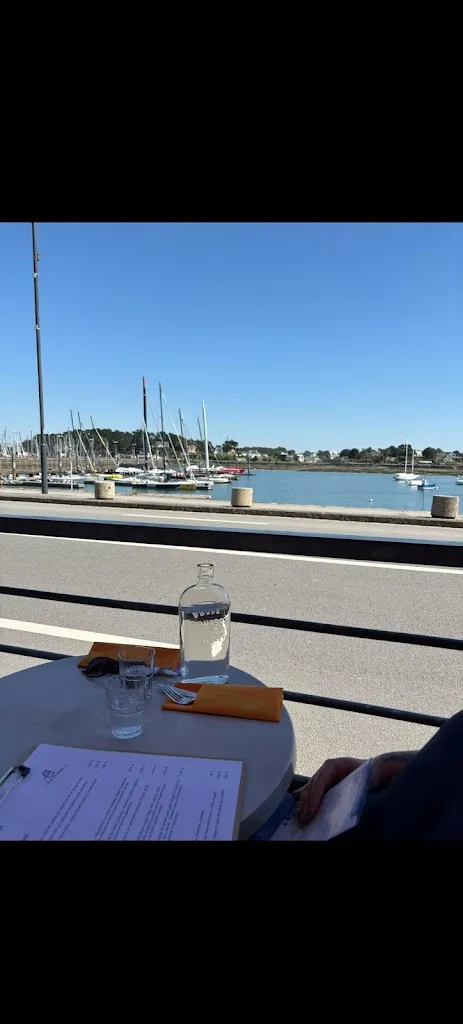 Anaïs Lis_Le Carré 56_Trinité-sur-Mer_review