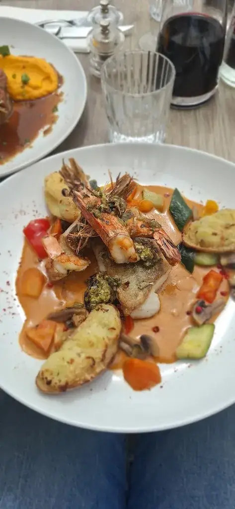 Corinne Lombard_La Longère_Fouesnant_review