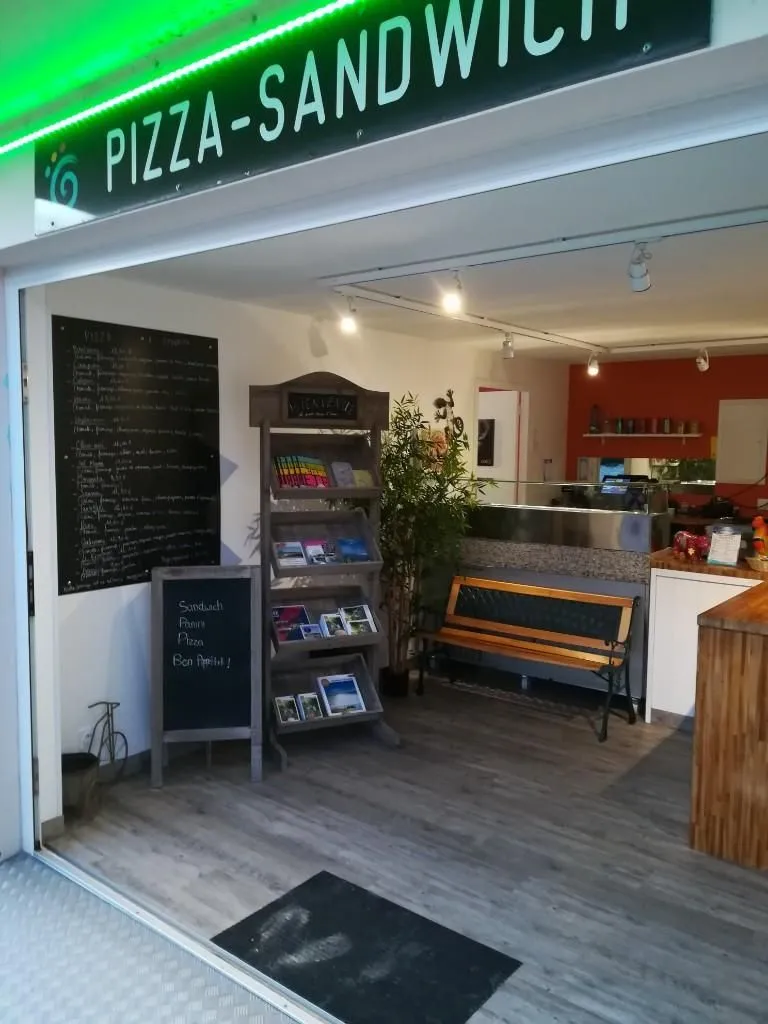 Les Pieds dans L'Eau Restaurant in Fouesnant