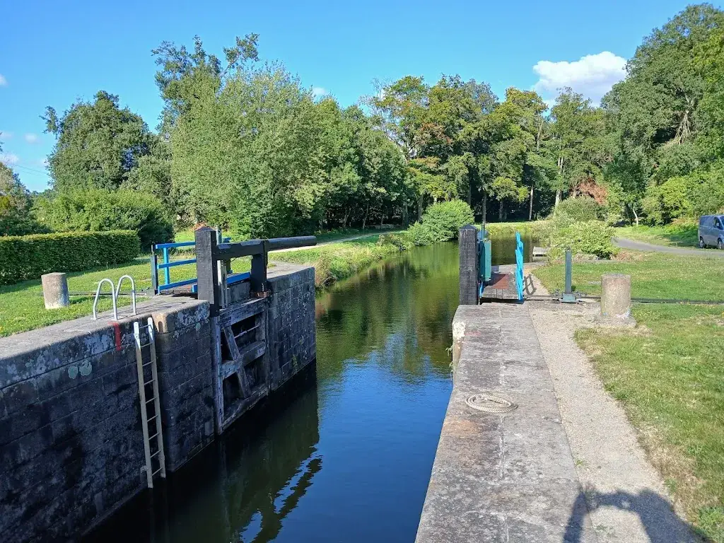 LA GUINGUETTE DE CHANCLIN_Montreuil-sur-Ille_slider_image_3