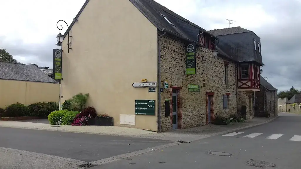 La Charrue_Availles-sur-Seiche_slider_image_1