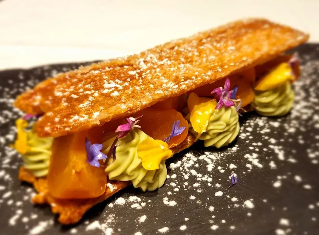 Le Cantorbery_Dinan_slider_image_3