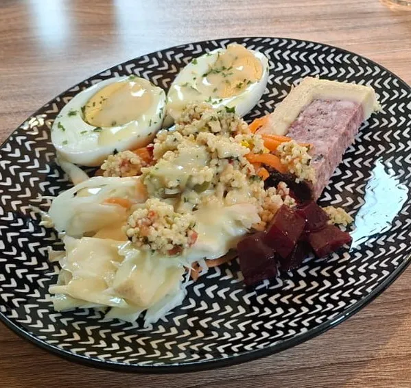 John Paul Boys_l'entente restaurant_Pleyber-Christ_review