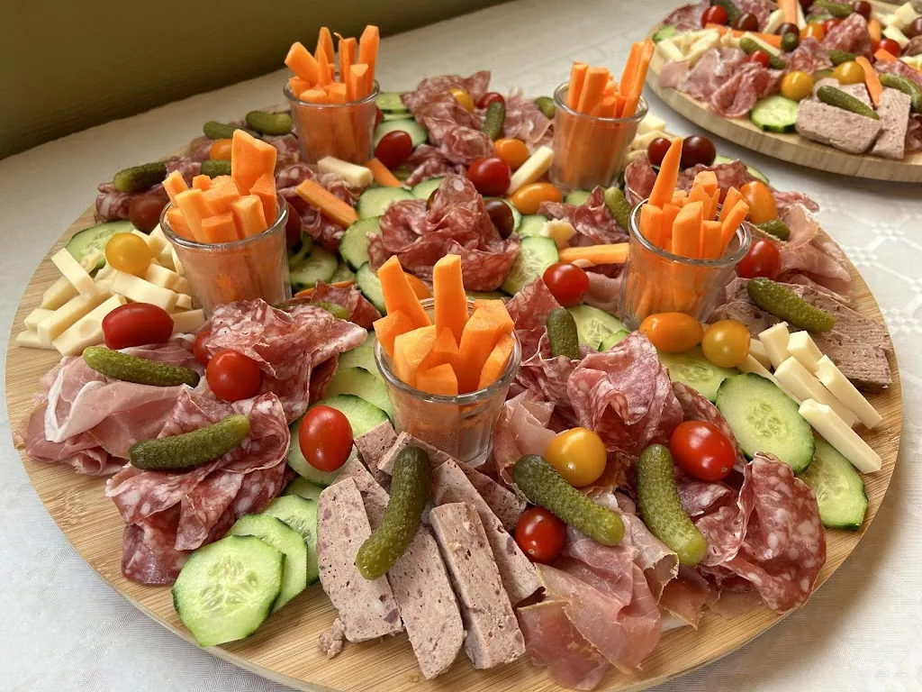 l'entente restaurant_Pleyber-Christ_slider_image_3