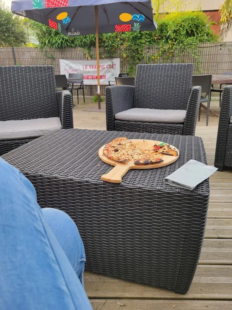 Veronique Velez_Le Trappic Coat_Plougastel-Daoulas_review