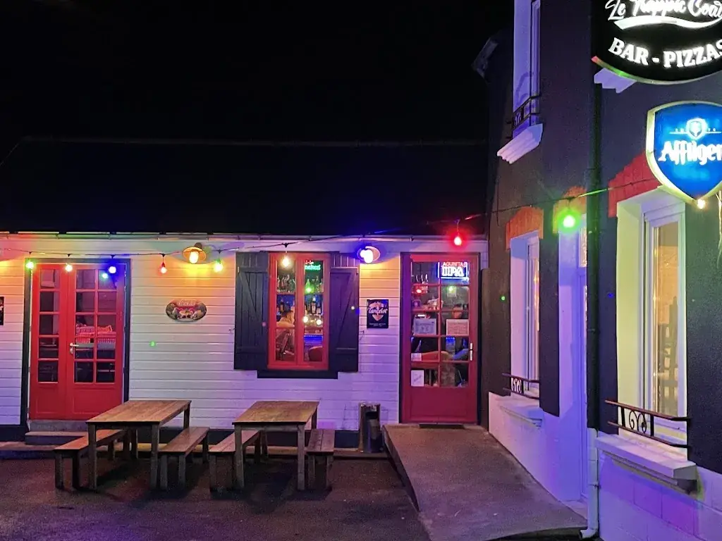 Le Trappic Coat_Plougastel-Daoulas_slider_image_1