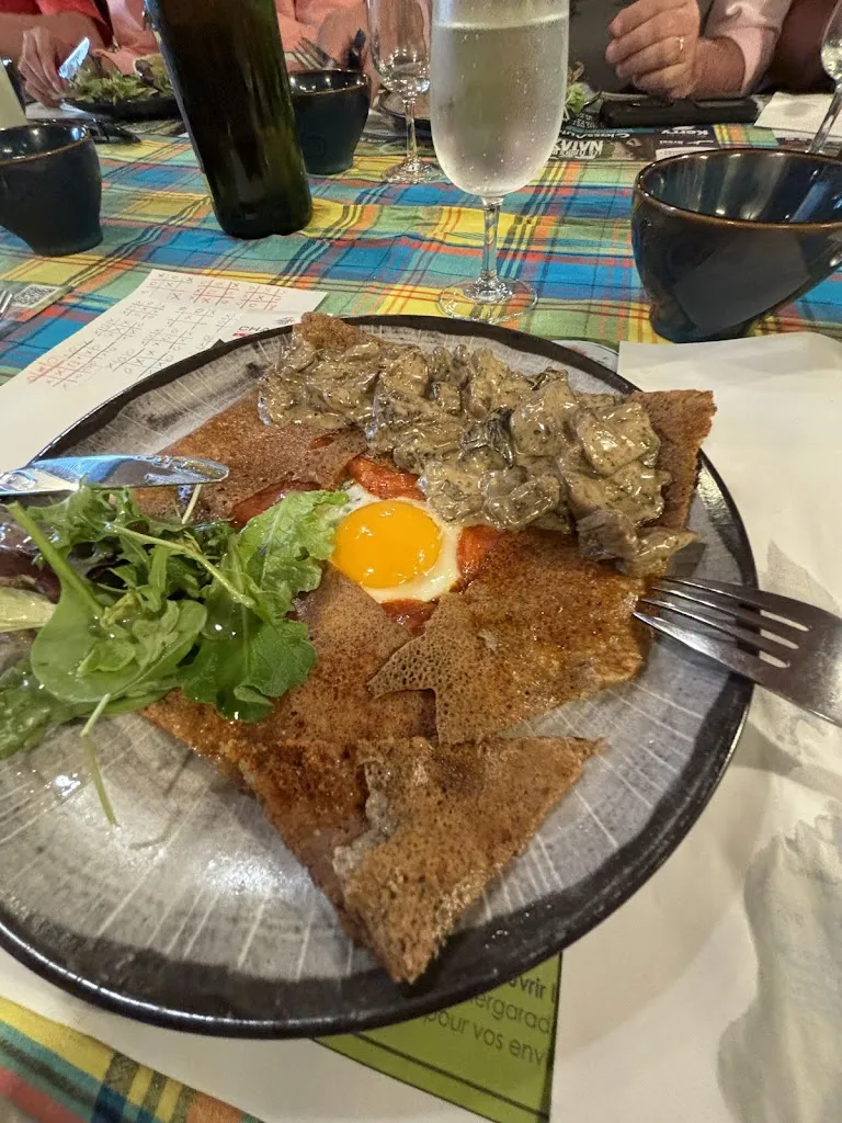 Wen Tai_Crêperie De Kertanguy_Plougastel-Daoulas_review