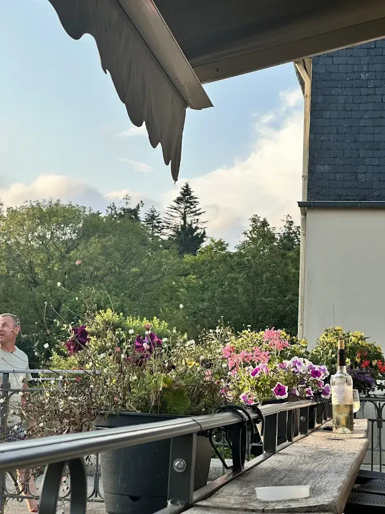 Anne MO_Le Paul Art's_Daoulas_review