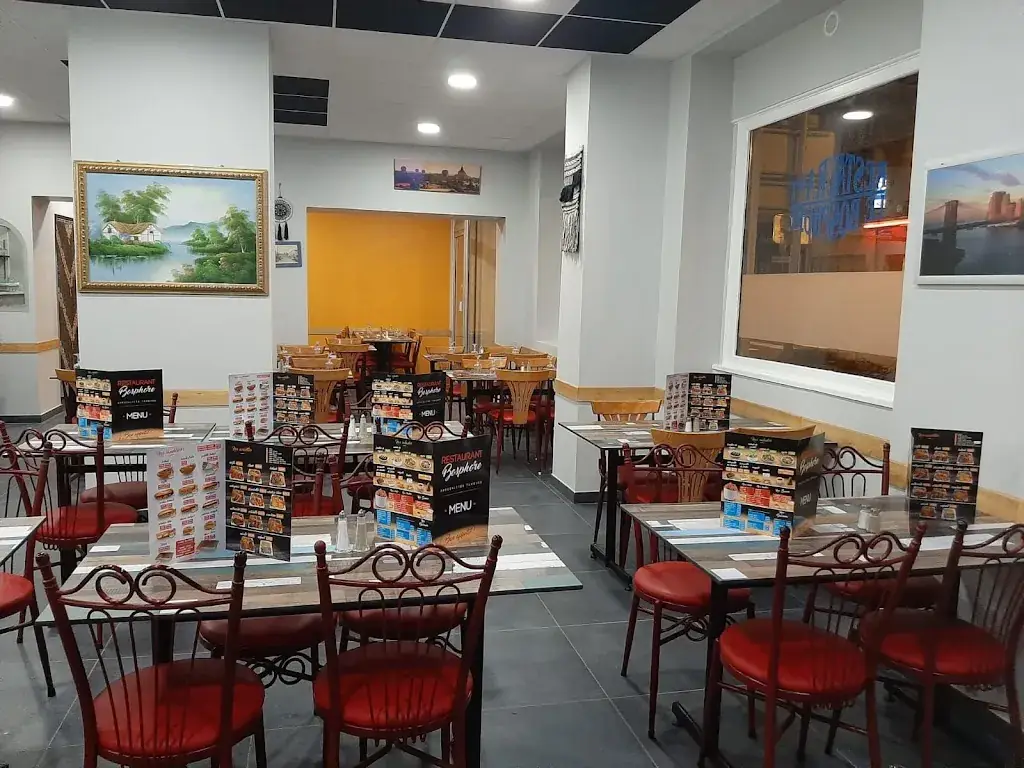 Le Bosphore Restaurant in Balan