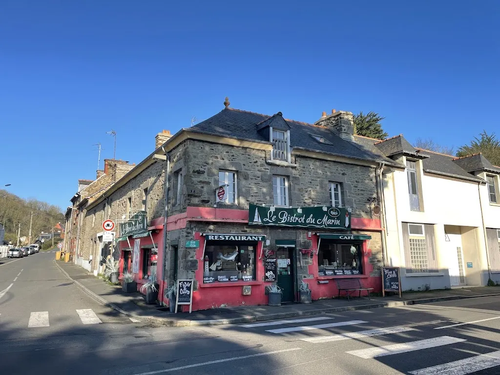 Capt. CJ Lozon_Le Bistrot du Marin_Plérin_review