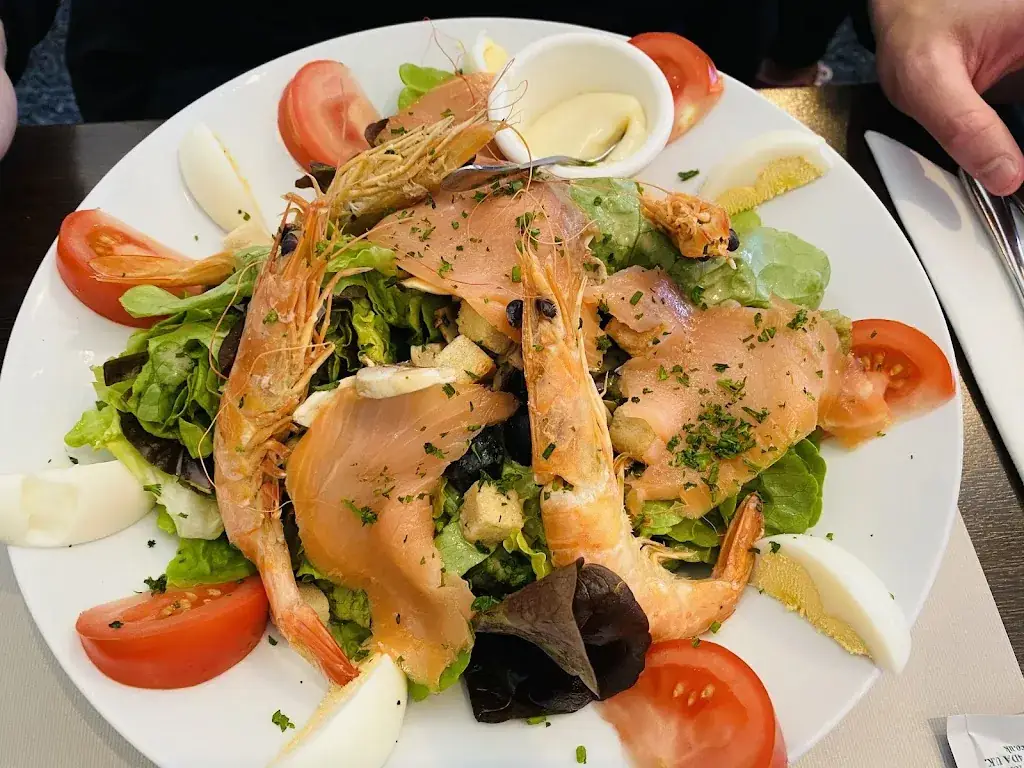 Kerloweee C_La Croisière brasserie 1130:2130 continu_Concarneau_review