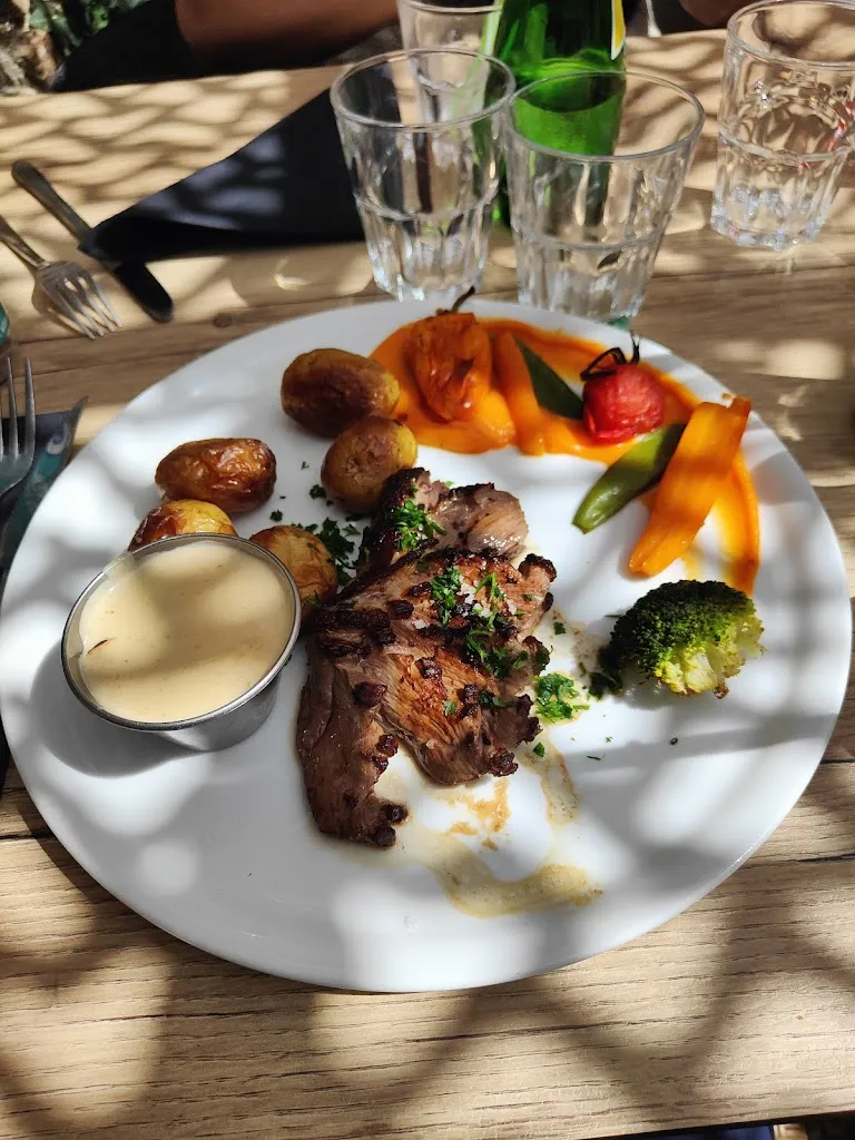 Tim Woo_Le jardin d'Angelina_Concarneau_review