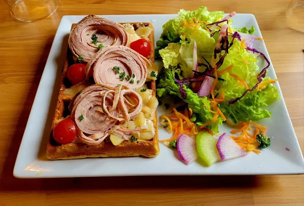 Le P'tit Bac restaurant_Concarneau_slider_image_2