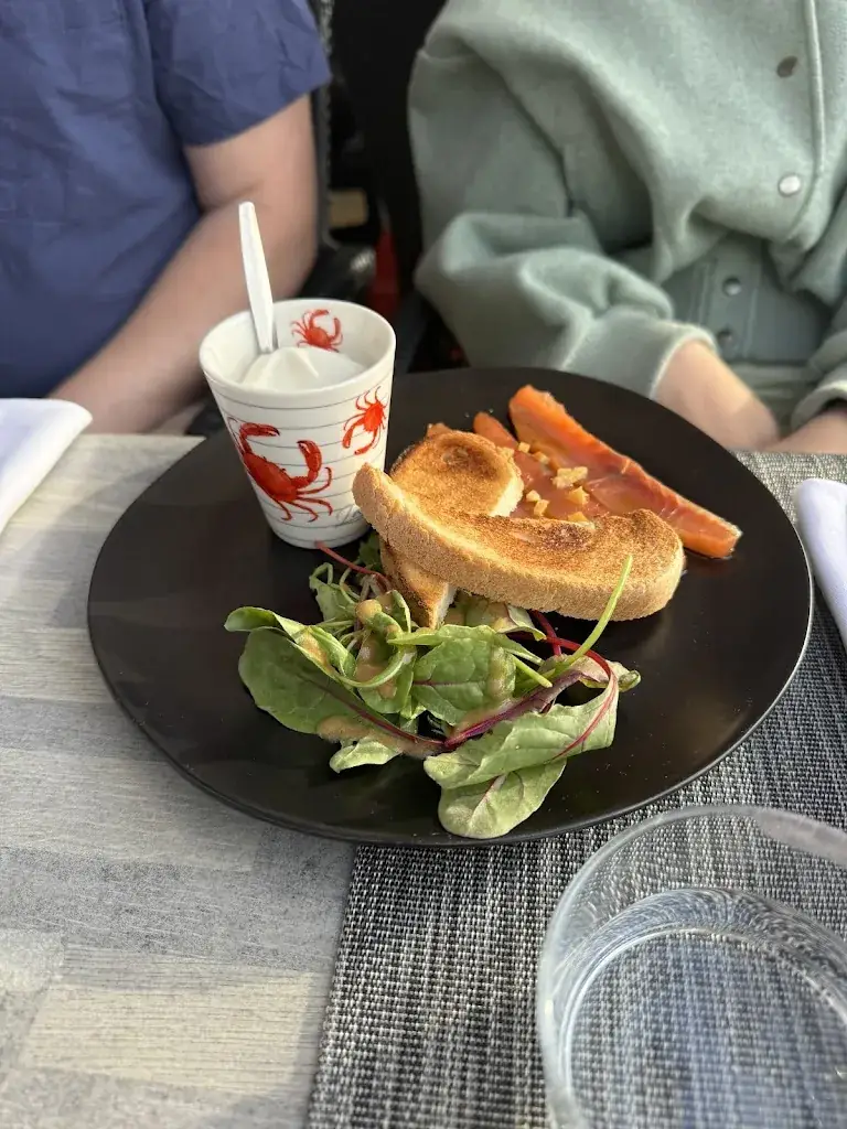 Ines Ashton_Restaurant La Coquille_Concarneau_review