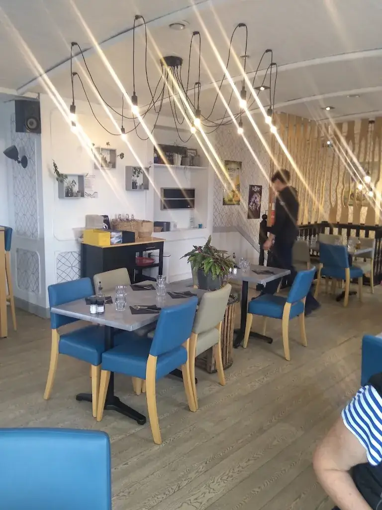 Daniel P. _Le pourquoi pas_Concarneau_review