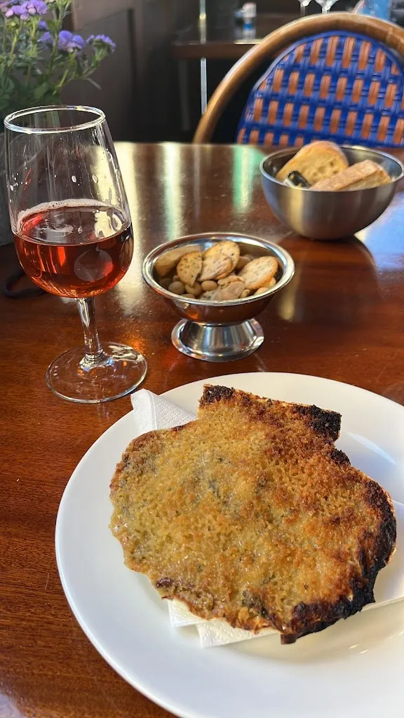 Lucrezia F_La Porte Au vin_Concarneau_review