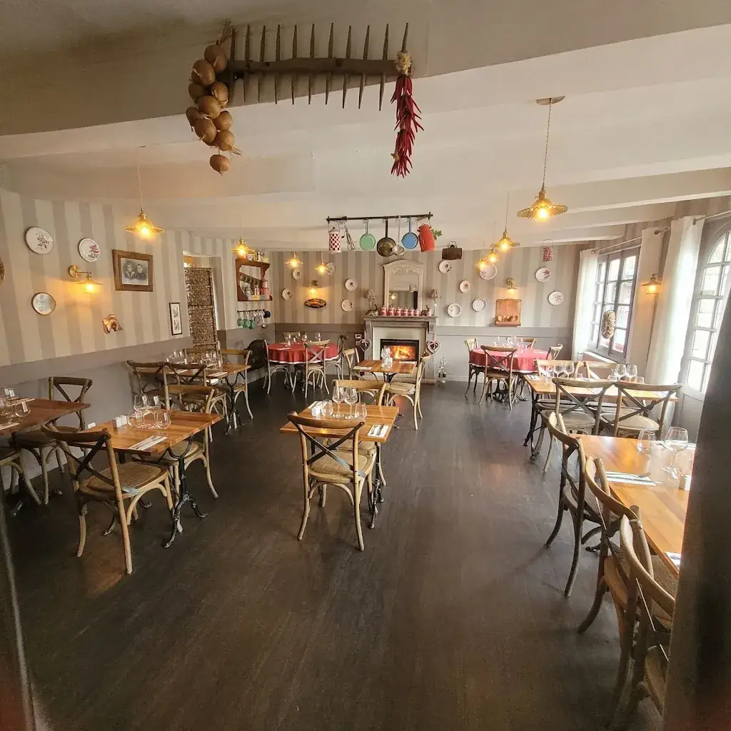 LE PATIO Restaurant / Pizzeria sur place ou à emporter - Chambres D’hôtes - Nouveaux propriétaires_Évran_slider_image_1