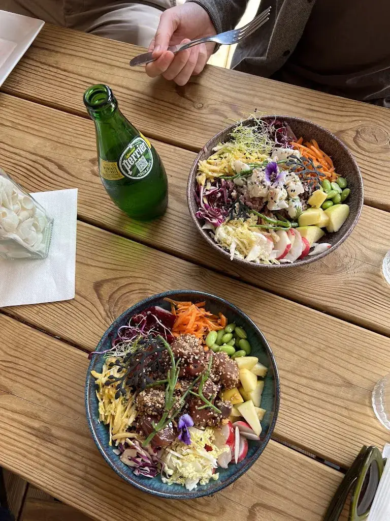 Lily Derella_Face au Bowl Restaurant_Crozon_review