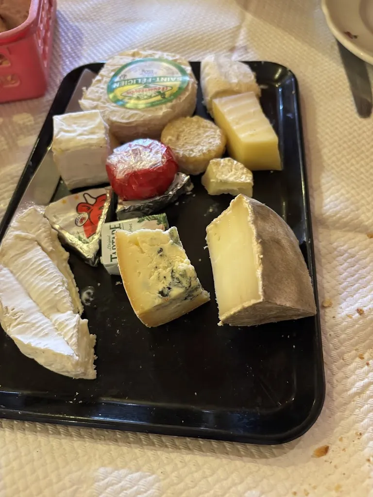 Café Restaurant du Midi_Beynost_slider_image_3