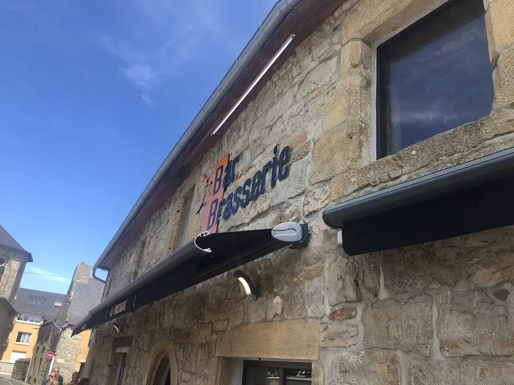 Andreas Gorbach_LE BRETAGNE Pizzeria Brasserie_Crozon_review