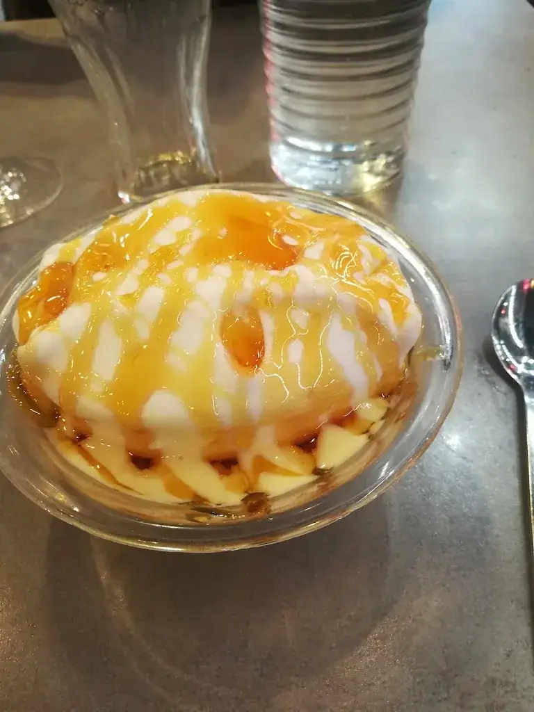 Zulma Dautel_Auguste Café Comptoir_Beynost_review