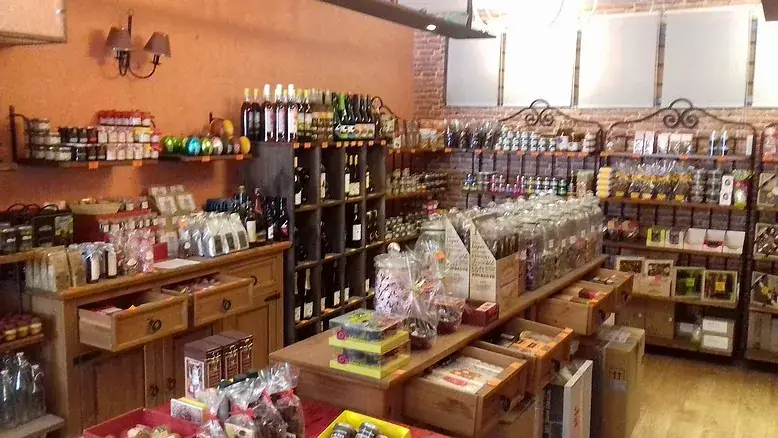 Gourmandises & Traditions - Epicerie Fine Thorigné Fouillard Près de Rennes restaurant in Thorigné-Fouillard