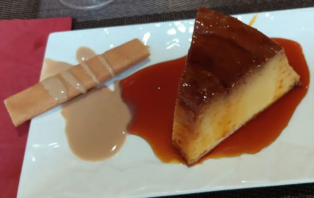 Josie Vieira_Le Lusiade_Ergué-Gabéric_review