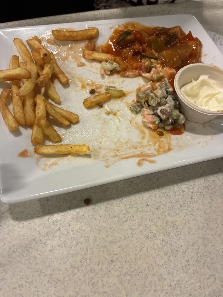 hakan yilmaz_Flunch Restaurant - Lyon Beynost_Saint-Maurice-de-Beynost_review